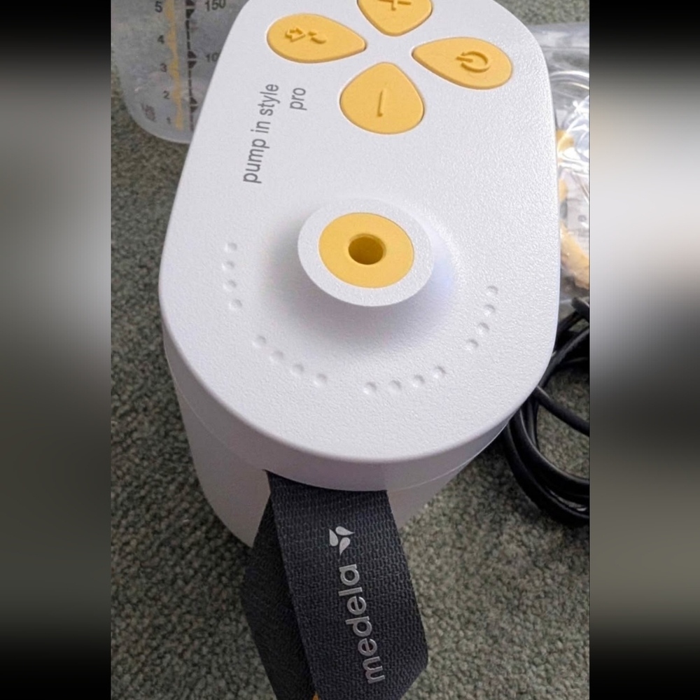 Medela Pump In Style Pro - Picture 9 of 10
